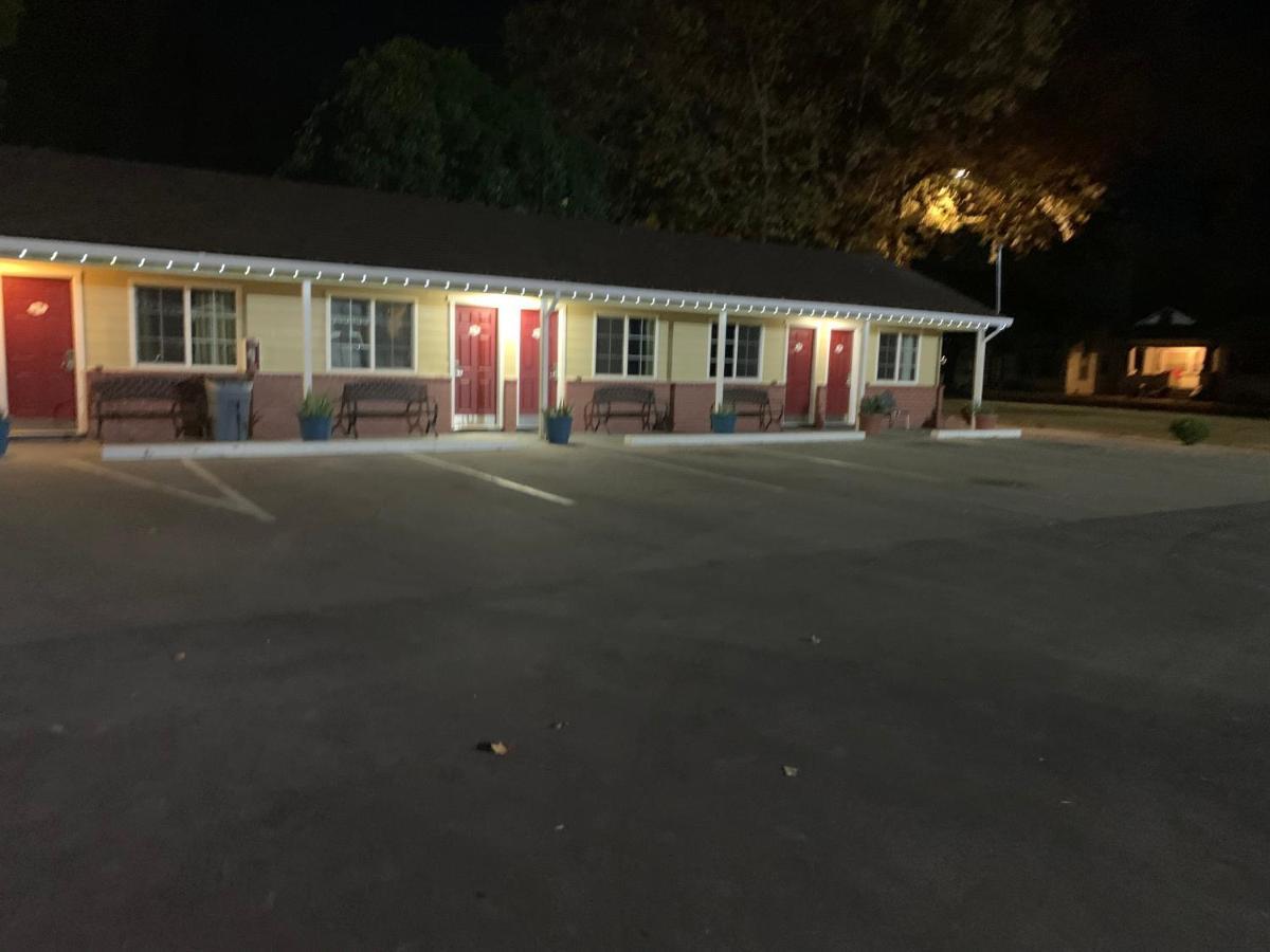 Colusa Motel מראה חיצוני תמונה