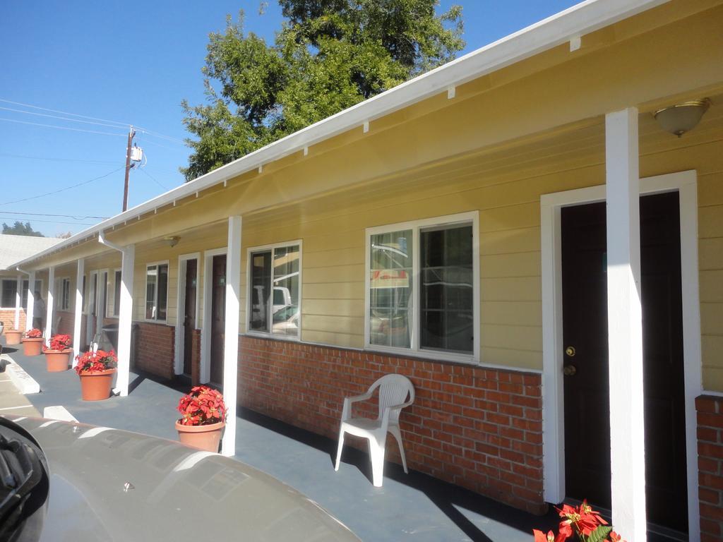 Colusa Motel מראה חיצוני תמונה