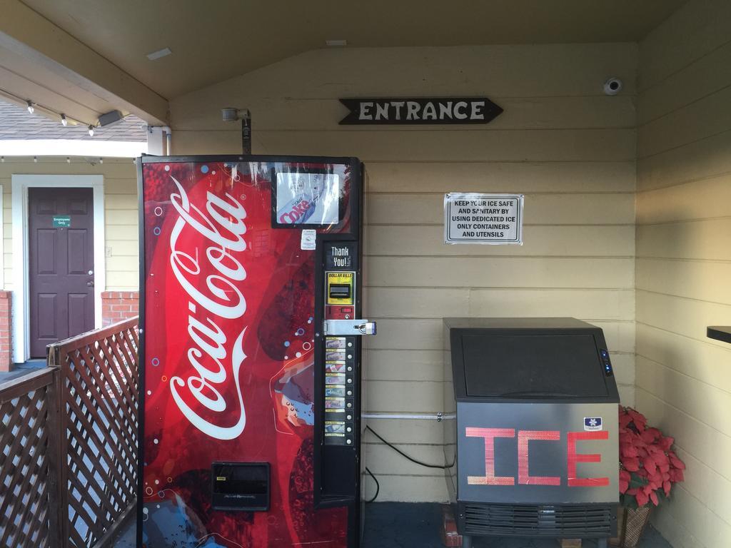 Colusa Motel מראה חיצוני תמונה