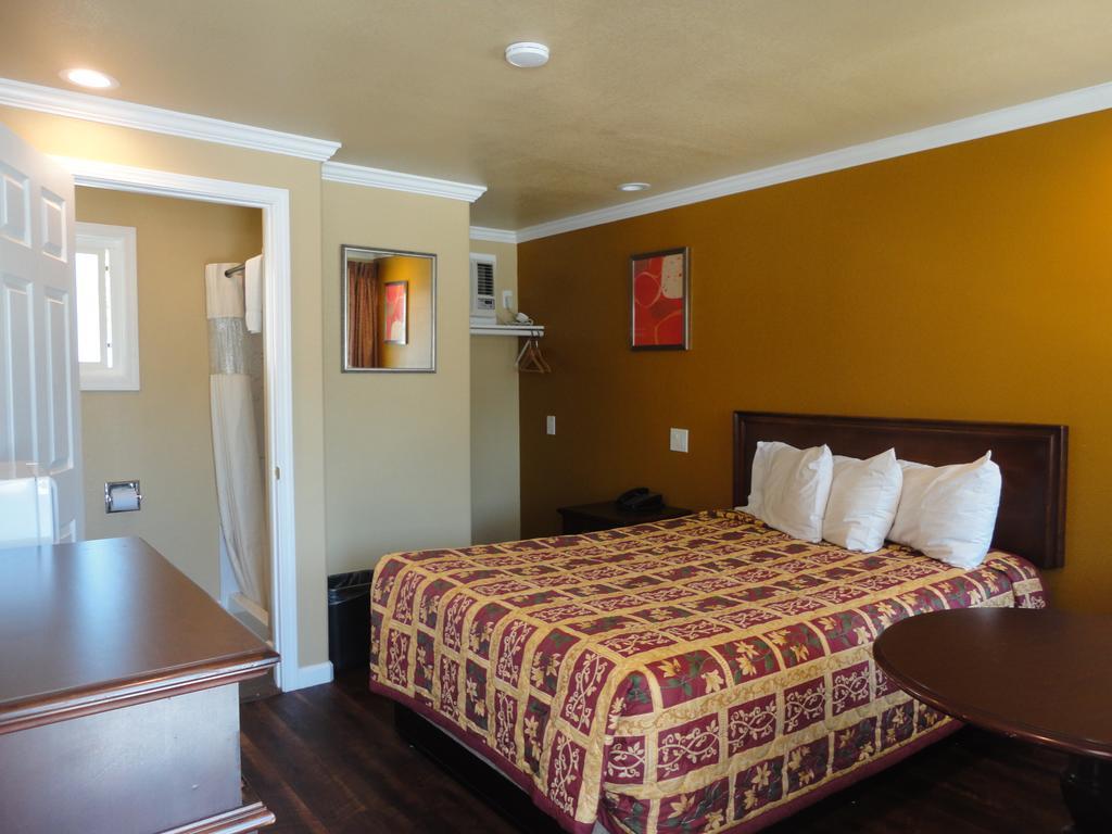 Colusa Motel מראה חיצוני תמונה
