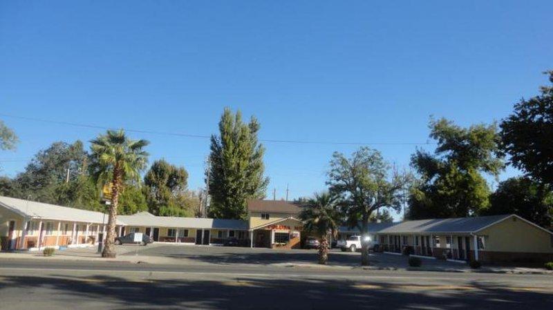 Colusa Motel מראה חיצוני תמונה